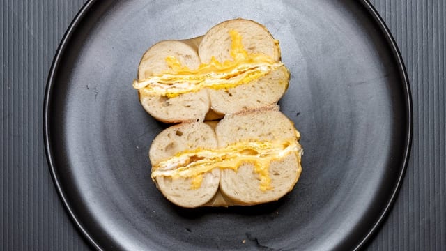 2 Eggs, Cheese.