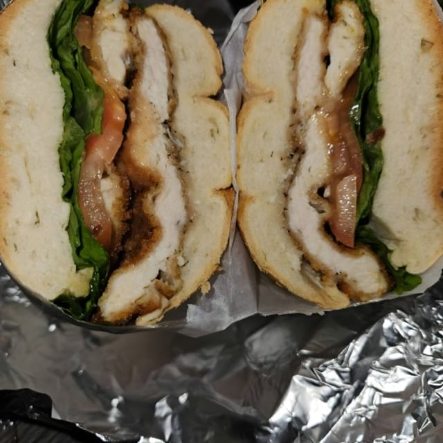 Chicken Cutlet Sandwich (Fresh).